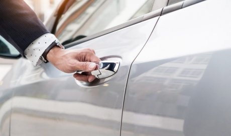 Louer une voiture sans permis sur une courte période Saint-Romain-de-Popey